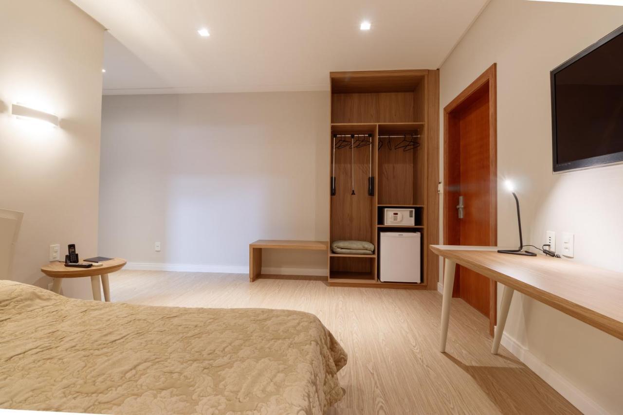Mara Turismo Hotel Catalão Exteriör bild