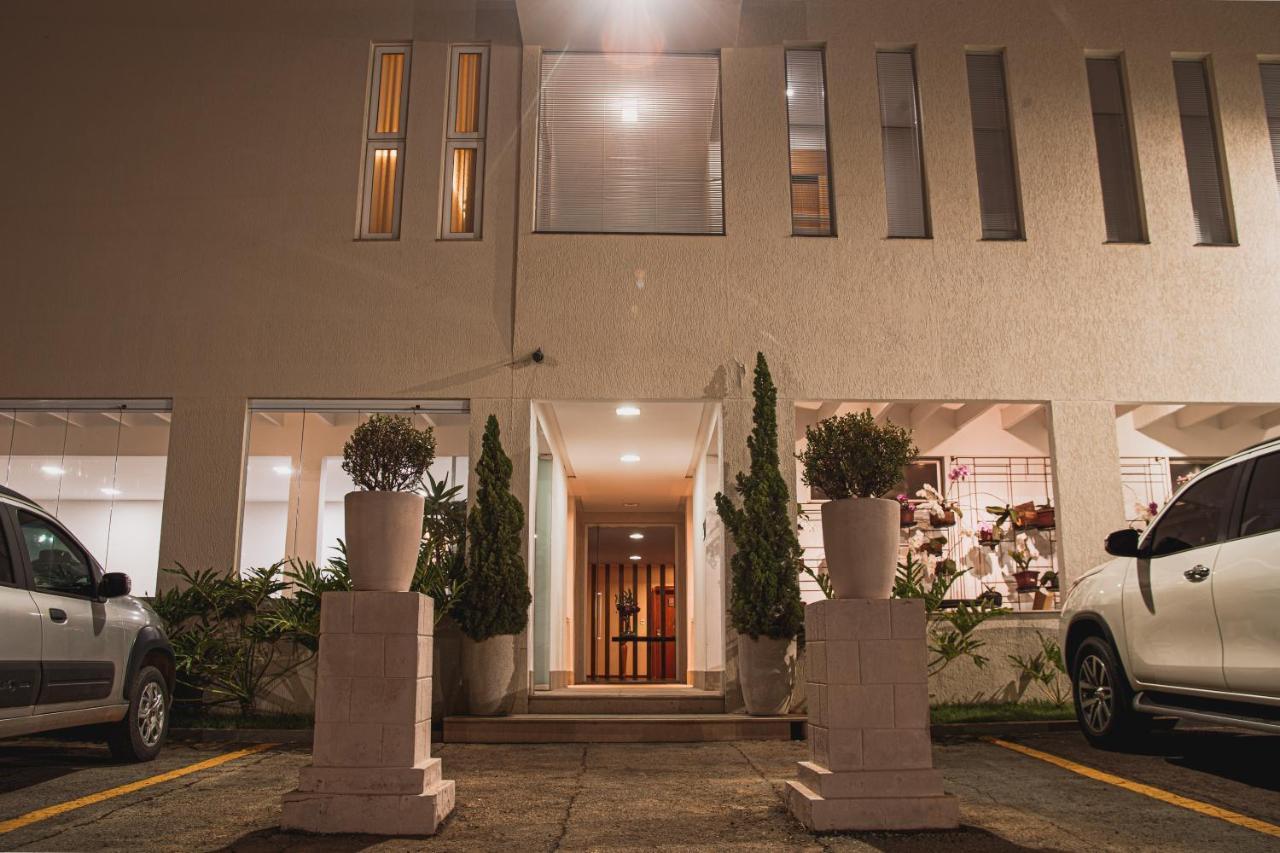 Mara Turismo Hotel Catalão Exteriör bild